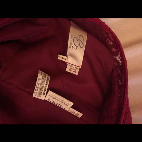 Full length purple gown - Picture 2 of 7